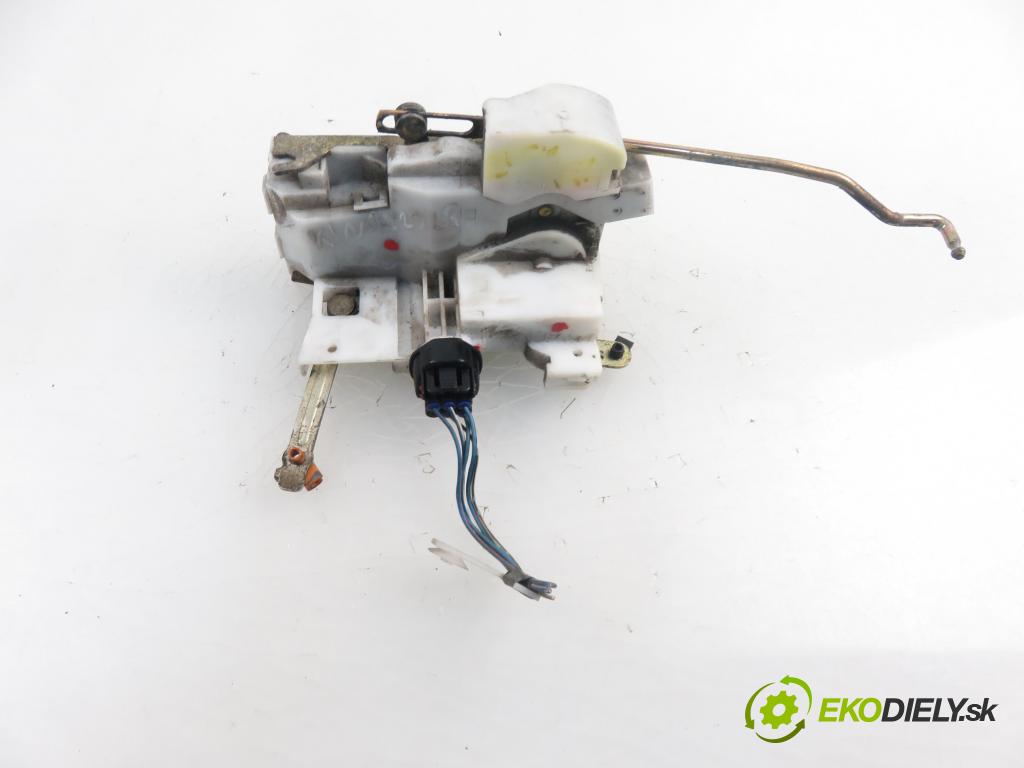 TOYOTA AVENSIS Station Wagon (_T22_) KOMBI 2000 1975,00 Zamki 1975,00 zámok