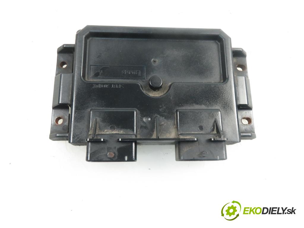 PEUGEOT 206 liftback (2A/C) HB 2002 1868,00 Sterowniki silnika 1868,00 Riadiaca jednotka Motor 9648201580