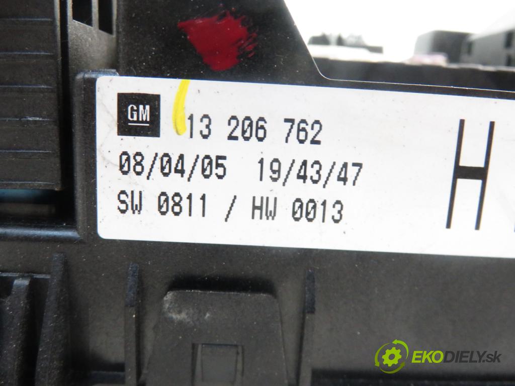OPEL ASTRA H (A04) HB 2005 1686,00 Skrzynki bezpieczników 1686,00 MODUL BSI 13206762HK; 5DK00866932
