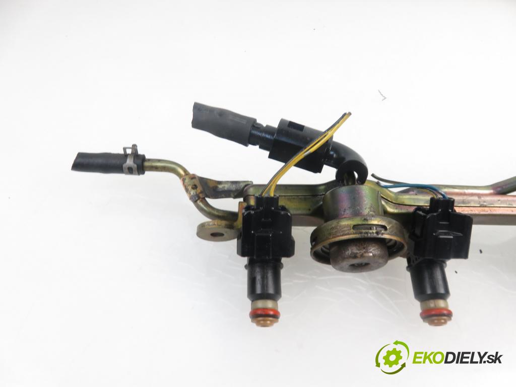 HONDA CIVIC VII Hatchback (EU, EP, EV) HB 2002 1396,00 Listwy wtryskowe 1396,00 Lišta vstrekovacia  (Vstrekovacie lišty)