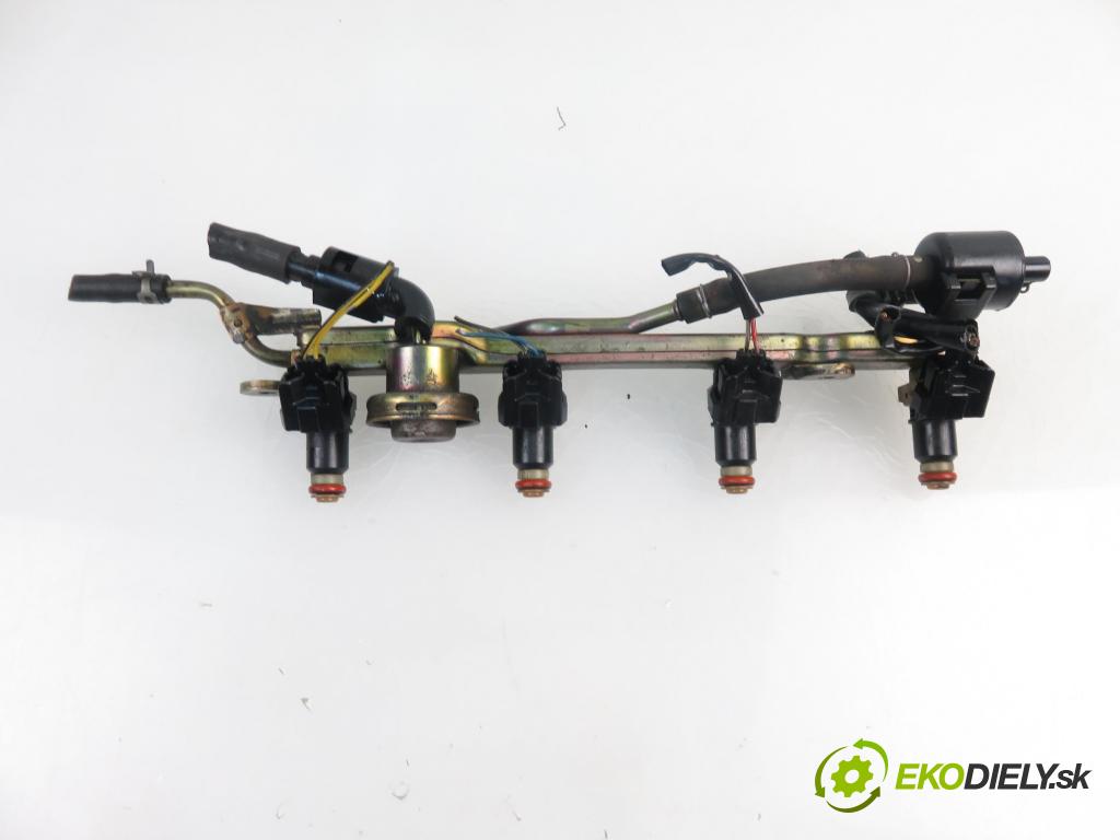 HONDA CIVIC VII Hatchback (EU, EP, EV) HB 2002 1396,00 Listwy wtryskowe 1396,00 Lišta vstrekovacia  (Vstrekovacie lišty)