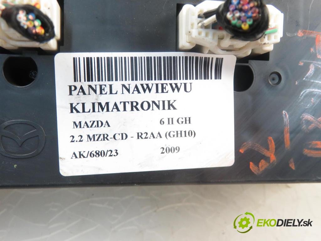 MAZDA 6 Hatchback (GH) LIFTBACK 2009 2184,00 Panele sterowania, przełączniki 2184,00 Panel kúrenia KLIMATRONIK T1005817Z; GAP361190A