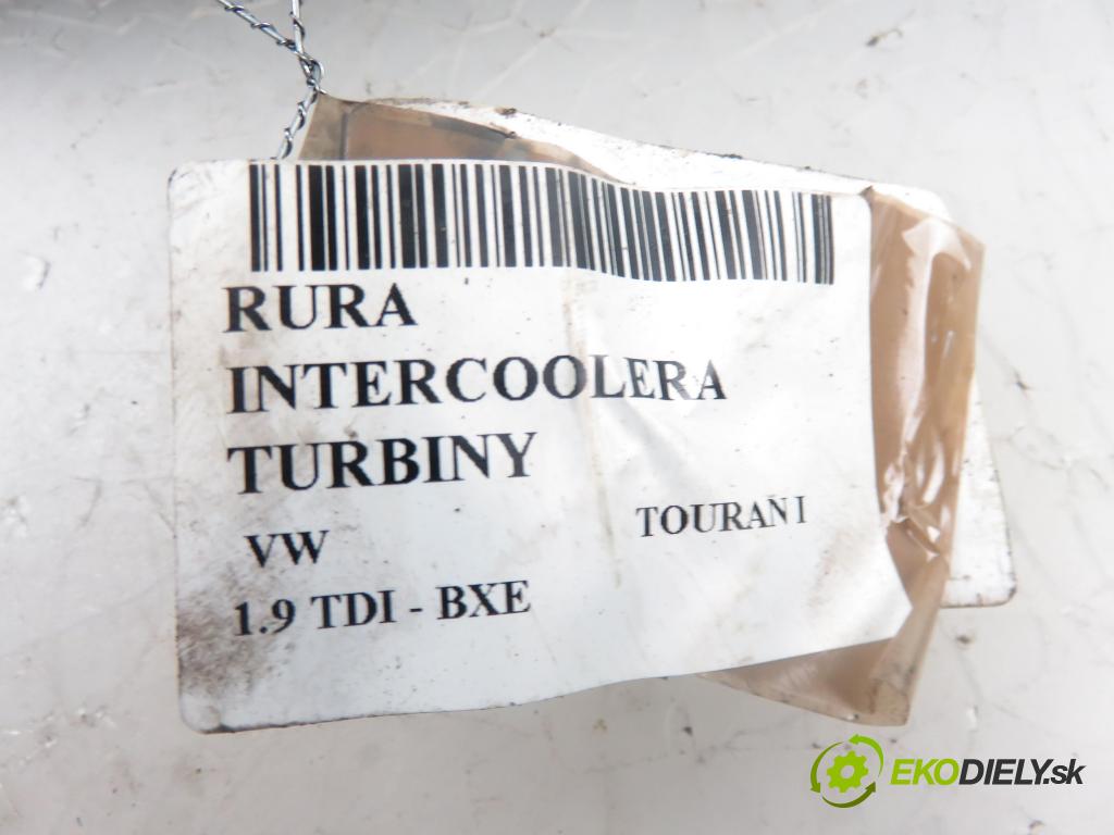 VW TOURAN (1T1, 1T2) MINIVAN 2004 1896,00 Przewody chłodnic powietrza 1896,00 Rúra intercoolera turba 1K0145838C