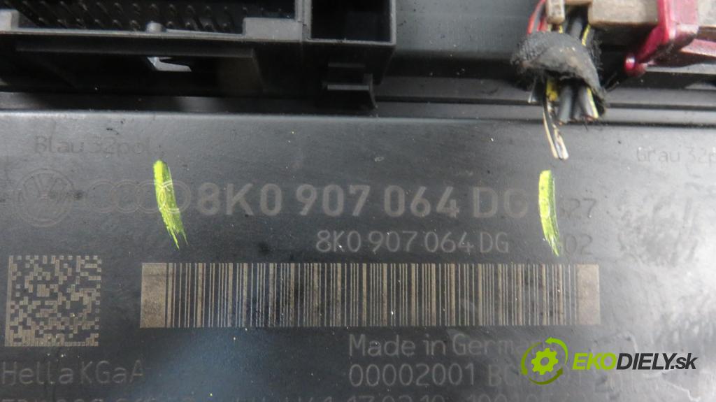 AUDI A4 (8K2, B8) SEDAN 2010 2995,00 Moduły komfortu 2995,00 MODUL komfortu 8K0907064DG