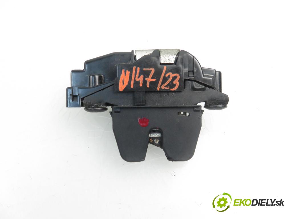 PEUGEOT 207 (WA_, WC_) HB 2007 1398,00 Zamki 1398,00 zámok dveří kufr EL. 9660403980