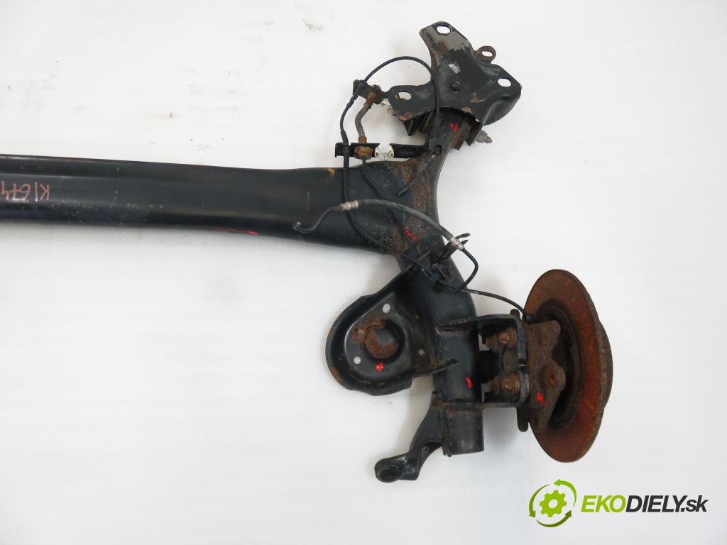 RENAULT MEGANE III liftback (BZ0/1_) HB 2009 78,00 1.5 dCi - K9K 832 1461,00 výztuha zadní část ABS