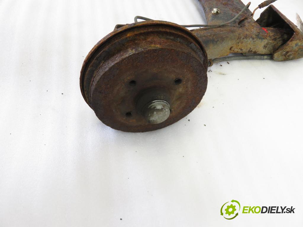 VW GOLF II (19E, 1G1) HB 1991 44,00 1.6 TD - 1V 1589,00 výztuha zadní část