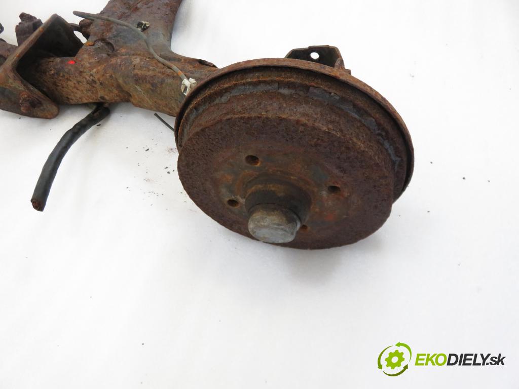 VW GOLF II (19E, 1G1) HB 1991 44,00 1.6 TD - 1V 1589,00 výztuha zadní část