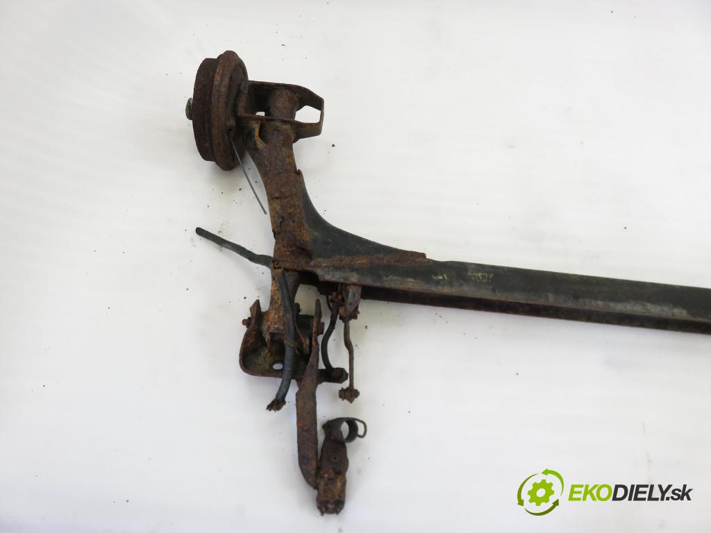 VW GOLF II (19E, 1G1) HB 1991 44,00 1.6 TD - 1V 1589,00 výztuha zadní část