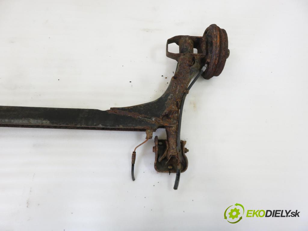 VW GOLF II (19E, 1G1) HB 1991 44,00 1.6 TD - 1V 1589,00 výztuha zadní část