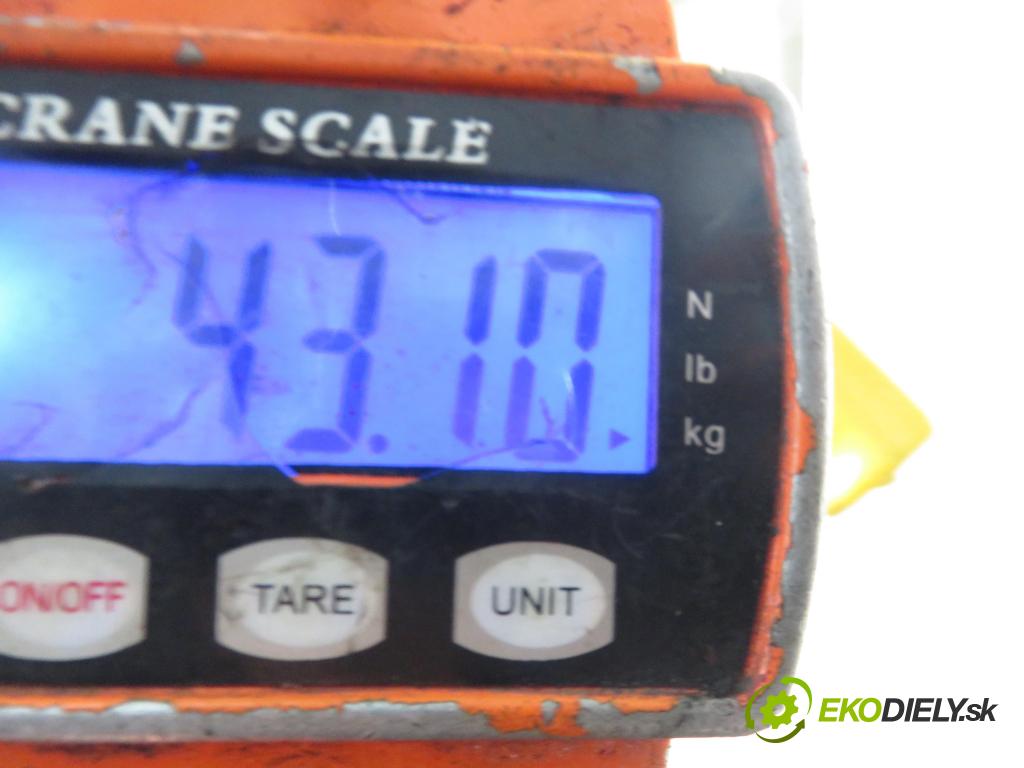 OPEL ASTRA G Kombi (T98) KOMBI 1999 74,00 1.6 16V 100 - X 16 XEL 1598,00 výztuha zadní část ABS