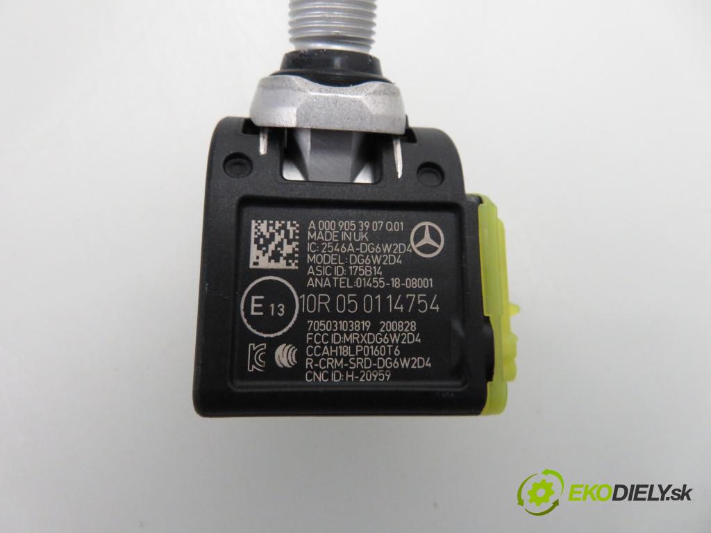 MERCEDES-BENZ   0    disky / disk A2534012100 ; A0009053907Q01