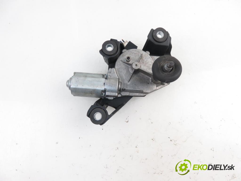 NISSAN QASHQAI / QASHQAI +2 I (J10, JJ10) SUV 2007 1461,00 Silniki wycieraczek 1461,00 Motorček stierače ZADNÉ: 0390201820; 88710JD000