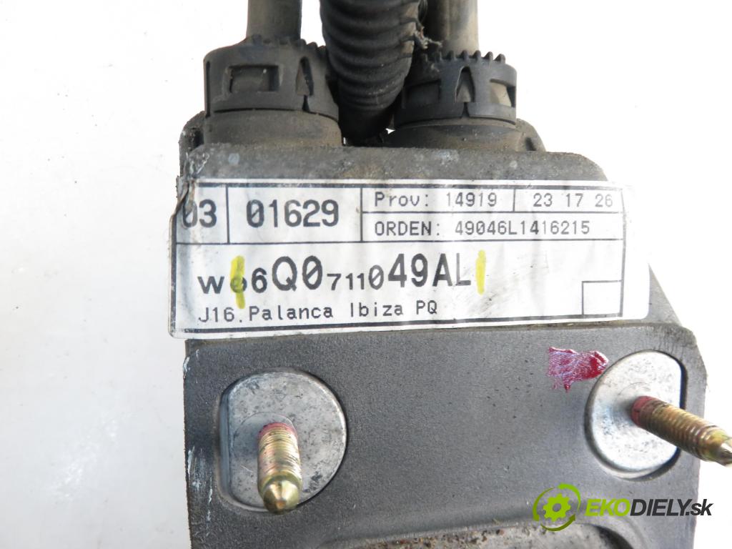 SEAT CORDOBA (6L2) SEDAN 2005 1390,00 Lewarki i wybieraki 1390,00 ZVEDÁK: 6Q0711049AL