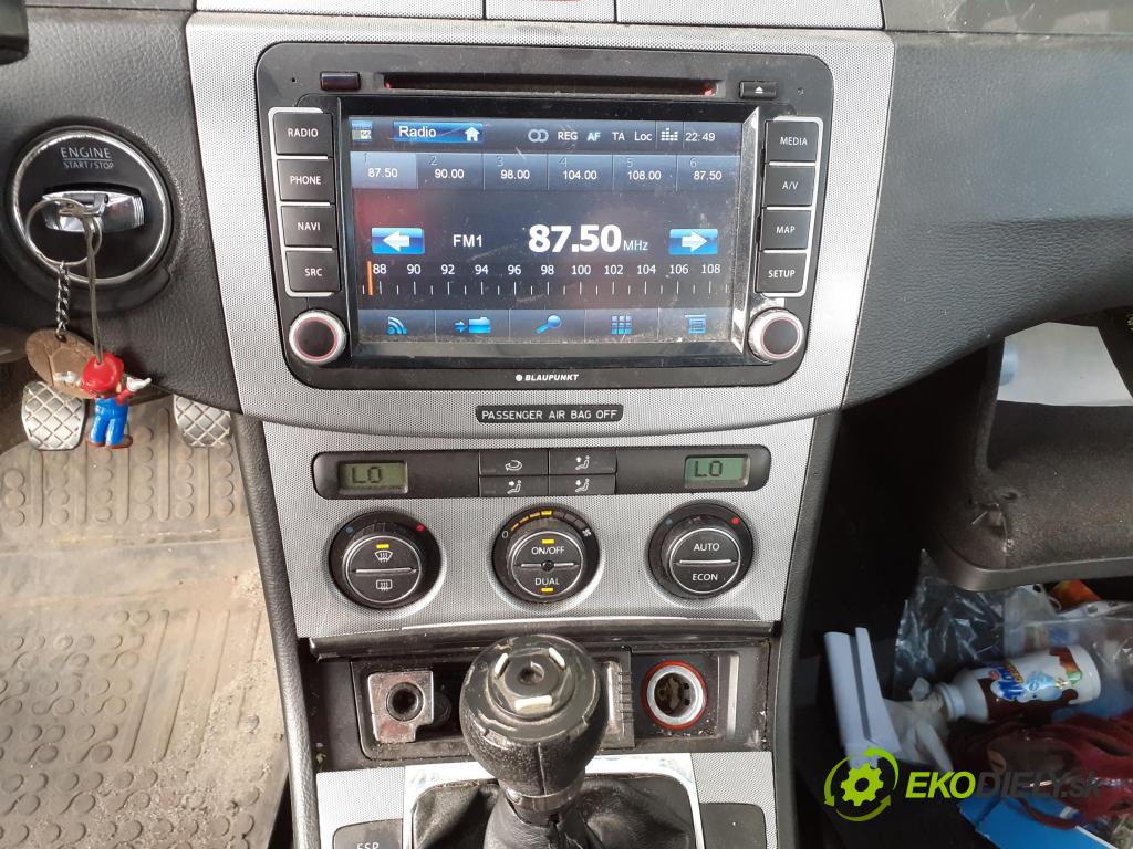 VW PASSAT B6 Variant (3C5) KOMBI 2005 1968,00 Radioodtwarzacze 1968,00 RADIO CD PHILADELPHIA 835 WORLD