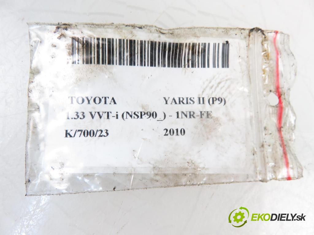 TOYOTA YARIS (_P9_) HB 2010 1329,00 Przepływomierze 1329,00 váha vzduchu vzduchu 2220437010
