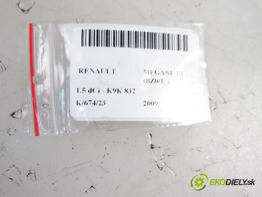 RENAULT MEGANE III liftback (BZ0/1_) HB 2009 1461,00 Ramiona wycieraczek 1461,00 RAMENO: stěrače zadní část