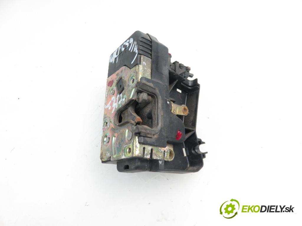 OPEL ASTRA G liftback (T98) HB 2000 1598,00 Zamki 1598,00 zámok 90561151AS