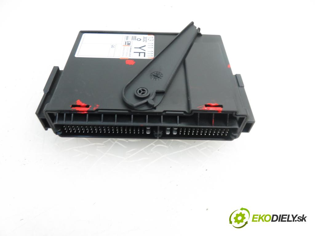 OPEL MERIVA A nadwozie wielkoprzestrzenne (MPV) (X03) MINIVAN 2003 1686,00 Moduły komfortu 1686,00 MODUL komfortu 13111111; 330518684; 5WK48664D