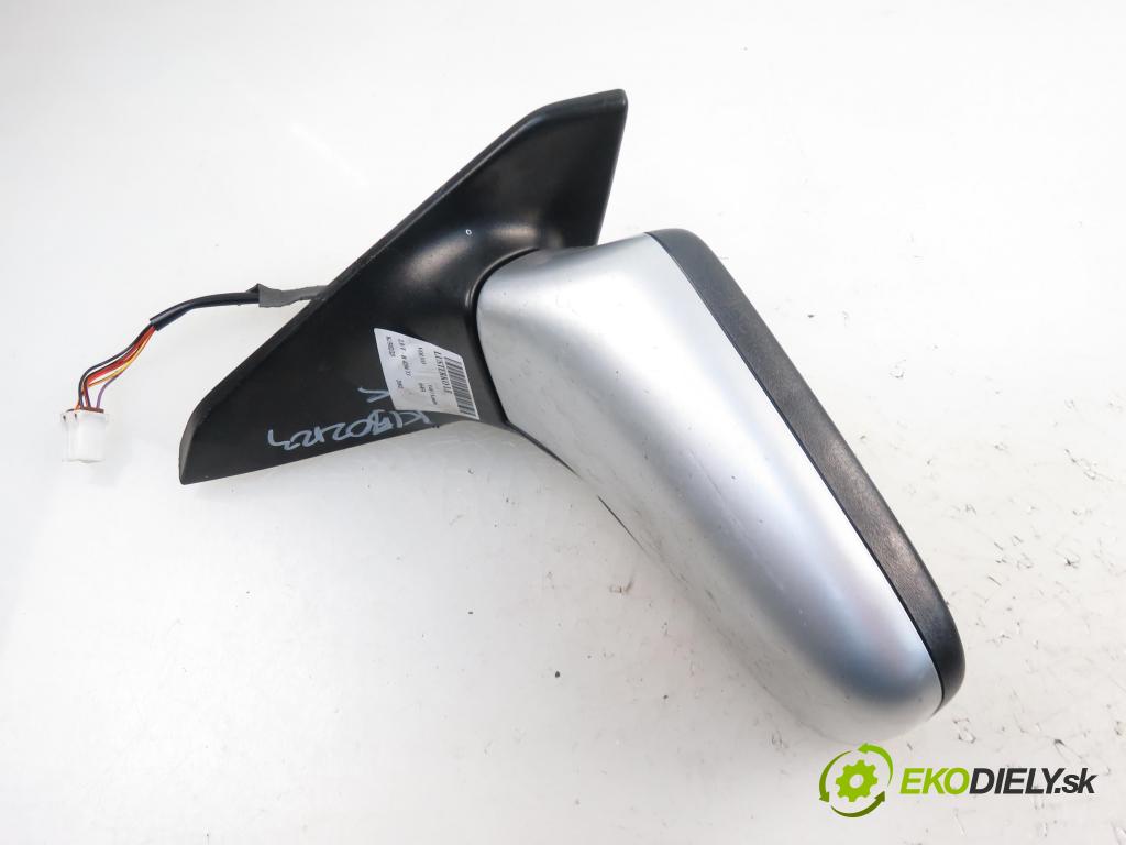 VOLVO V40 Kombi (645) KOMBI 2002 1948,00 Kompletne 1948,00 Spätné zrkadlo LE