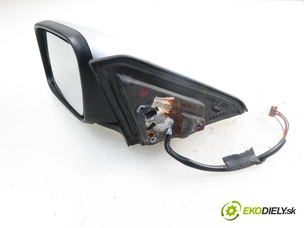 VOLVO V40 Kombi (645) KOMBI 2002 1948,00 Kompletne 1948,00 Spätné zrkadlo LE