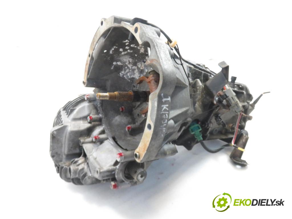 OPEL ARENA Skrzynia (TB, TF) BUS 1998 2499,00 Kompletne skrzynie 2499,00 Prevodovka MANUALNA 7700599287