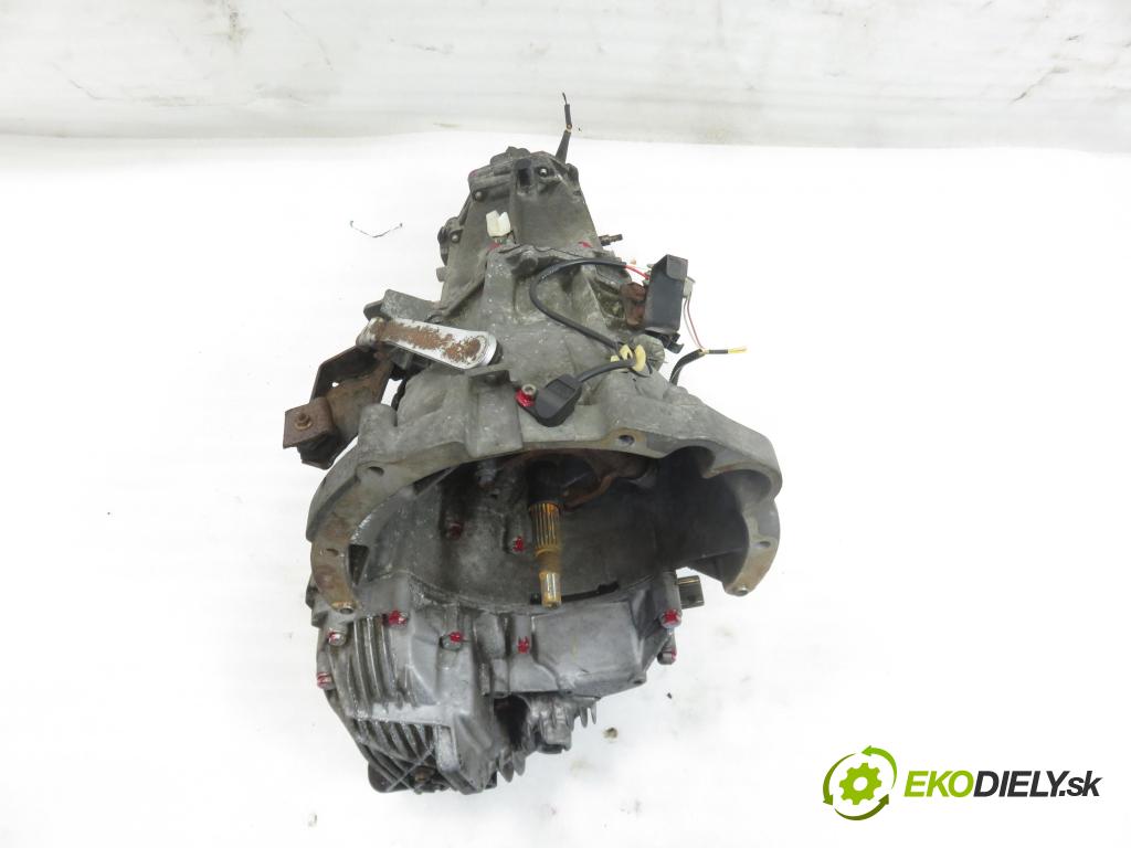 OPEL ARENA Skrzynia (TB, TF) BUS 1998 2499,00 Kompletne skrzynie 2499,00 Prevodovka MANUALNA 7700599287