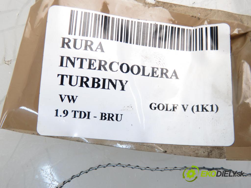 VW GOLF V (1K1) HB 2004 1896,00 Przewody chłodnic powietrza 1896,00 Rúra intercoolera turba 1K0145762AC; 1K0145762AF; 1K0145834G