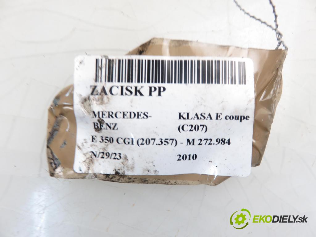 MERCEDES-BENZ KLASA E coupe (C207) COUPE 2010 3498,00 Zaciski 3498,00 Brzdič strmeň PP