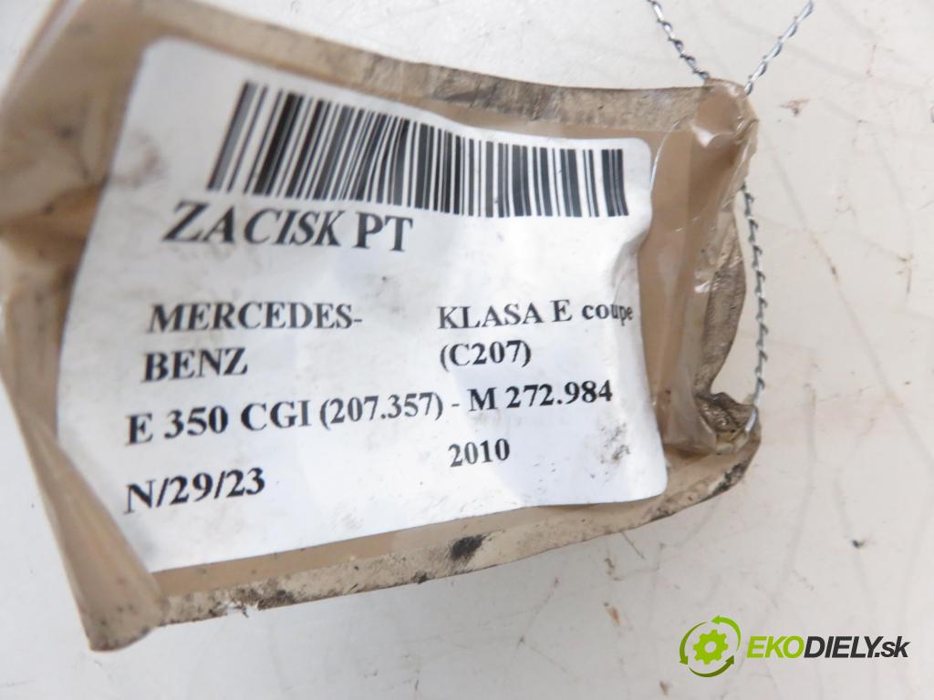 MERCEDES-BENZ KLASA E coupe (C207) COUPE 2010 3498,00 Zaciski 3498,00 Brzdič strmeň pravé zadné