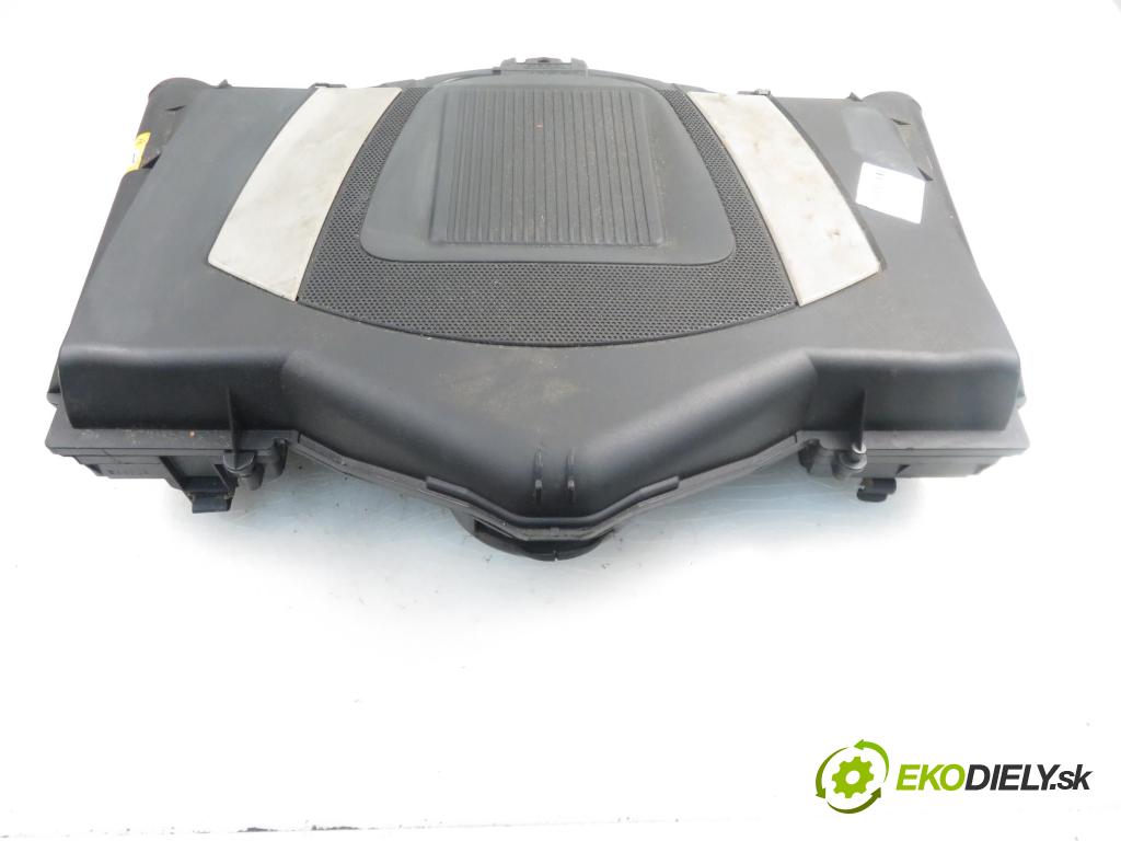 MERCEDES-BENZ KLASA E coupe (C207) COUPE 2010 3498,00 Obudowy filtrów powietrza 3498,00 Obal filtra vzduchu 2730902201 (Obaly filtrov vzduchu)