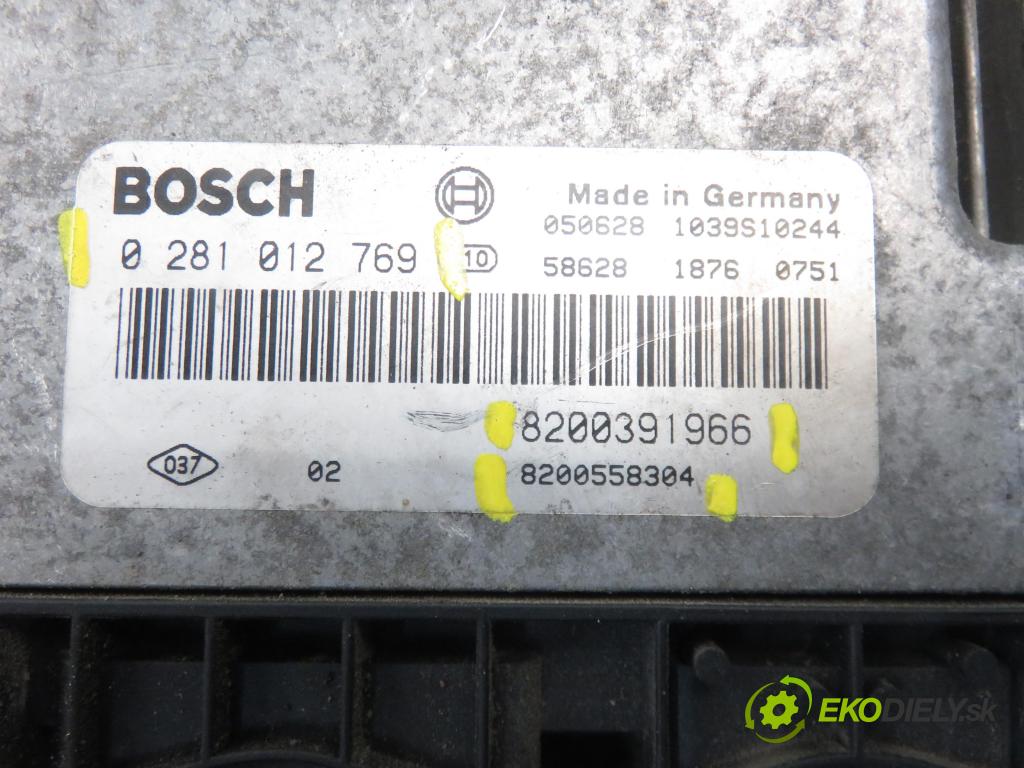 RENAULT SCENIC II (JM0/1_) MINIVAN 2005 1870,00 Sterowniki silnika 1870,00 Riadiaca jednotka Motor 8200558304; 8200391966; 0281012769