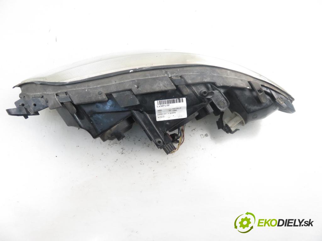 OPEL VECTRA B (J96) SEDAN 2001 1995,00 Lampy przednie 1995,00 Svetlo PP