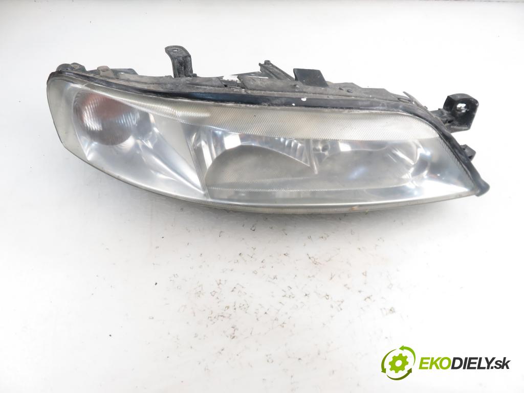 OPEL VECTRA B (J96) SEDAN 2001 1995,00 Lampy przednie 1995,00 Svetlo PP