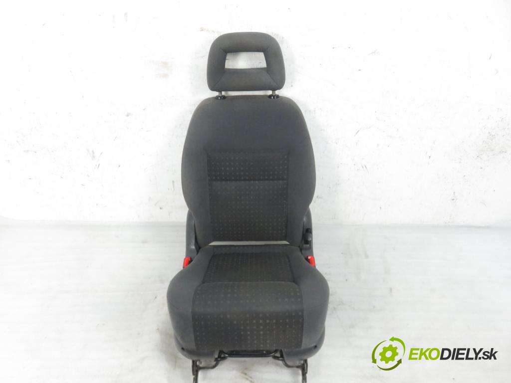 FORD GALAXY (WGR) MINIVAN 2005 1896,00 Fotele, kanapy 1896,00 Sedadlo 2 RIADOK: STREDNÝ: 