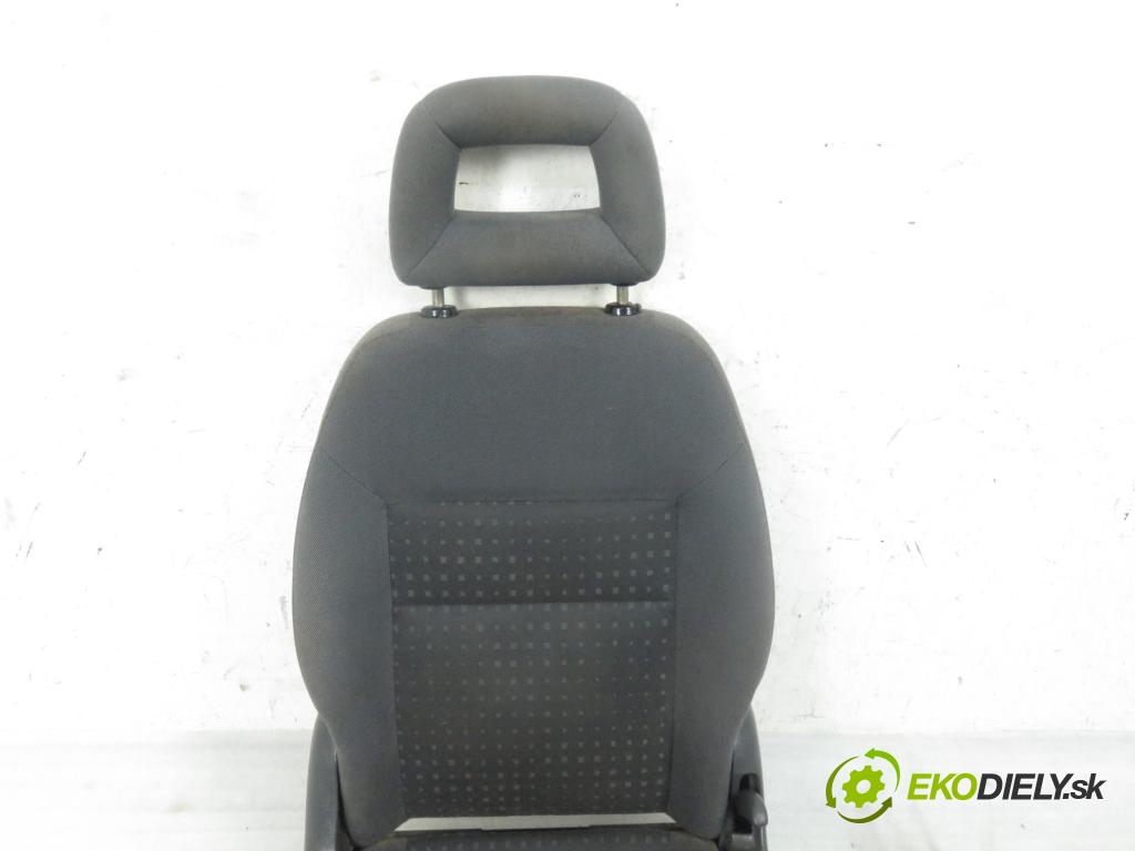 FORD GALAXY (WGR) MINIVAN 2005 1896,00 Fotele, kanapy 1896,00 Sedadlo 2 RIADOK: STREDNÝ:
