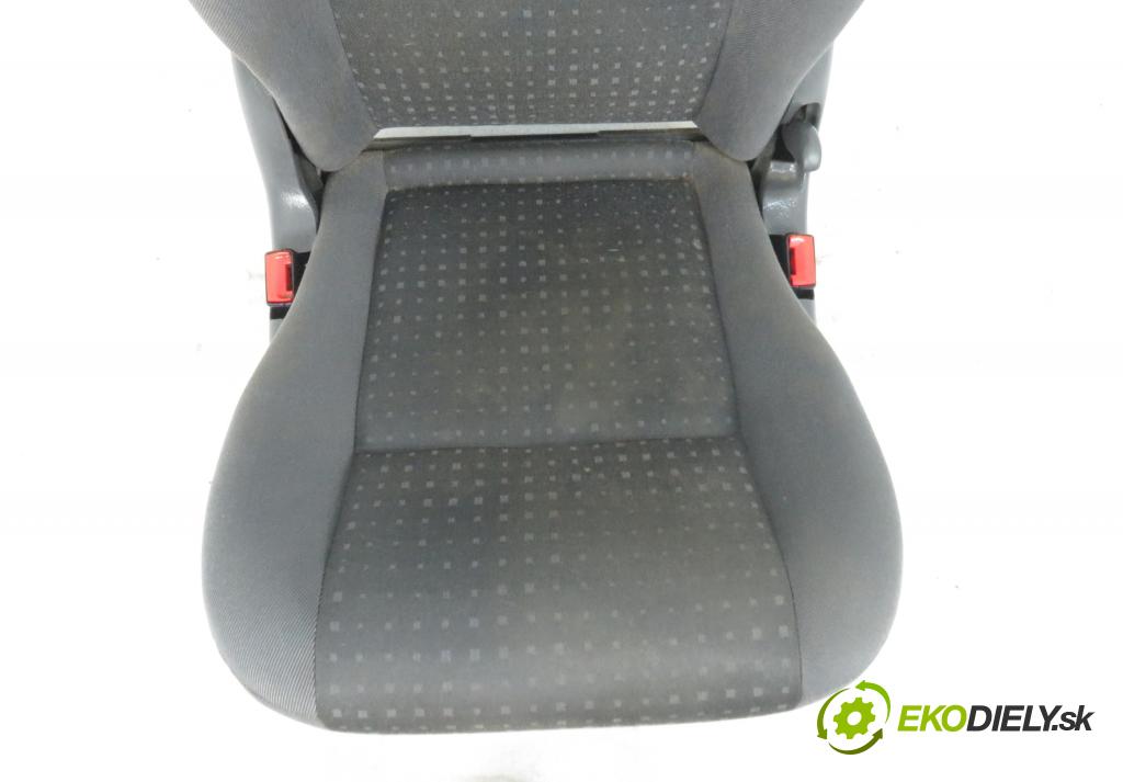 FORD GALAXY (WGR) MINIVAN 2005 1896,00 Fotele, kanapy 1896,00 Sedadlo 2 RIADOK: STREDNÝ: