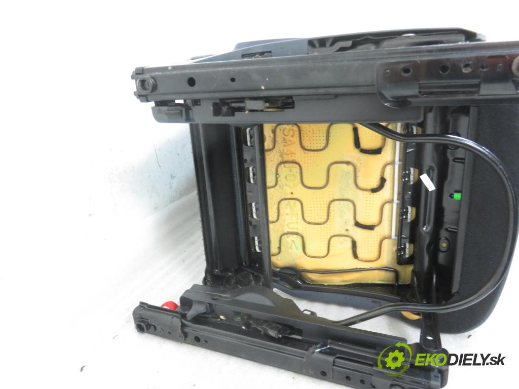 FORD GALAXY (WA6) MINIVAN 2009 1997,00 Fotele, kanapy 1997,00 Sedadlo 2 RIADOK: pravy