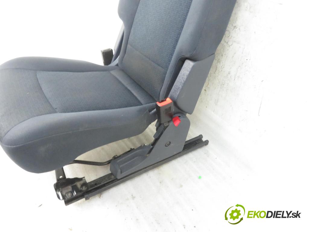 FORD GALAXY (WA6) MINIVAN 2009 1997,00 Fotele, kanapy 1997,00 Sedadlo 2 RIADOK: STREDNÝ: