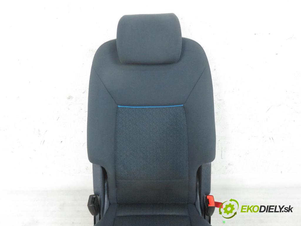 FORD GALAXY (WA6) MINIVAN 2009 1997,00 Fotele, kanapy 1997,00 Sedadlo 2 RIADOK: STREDNÝ: