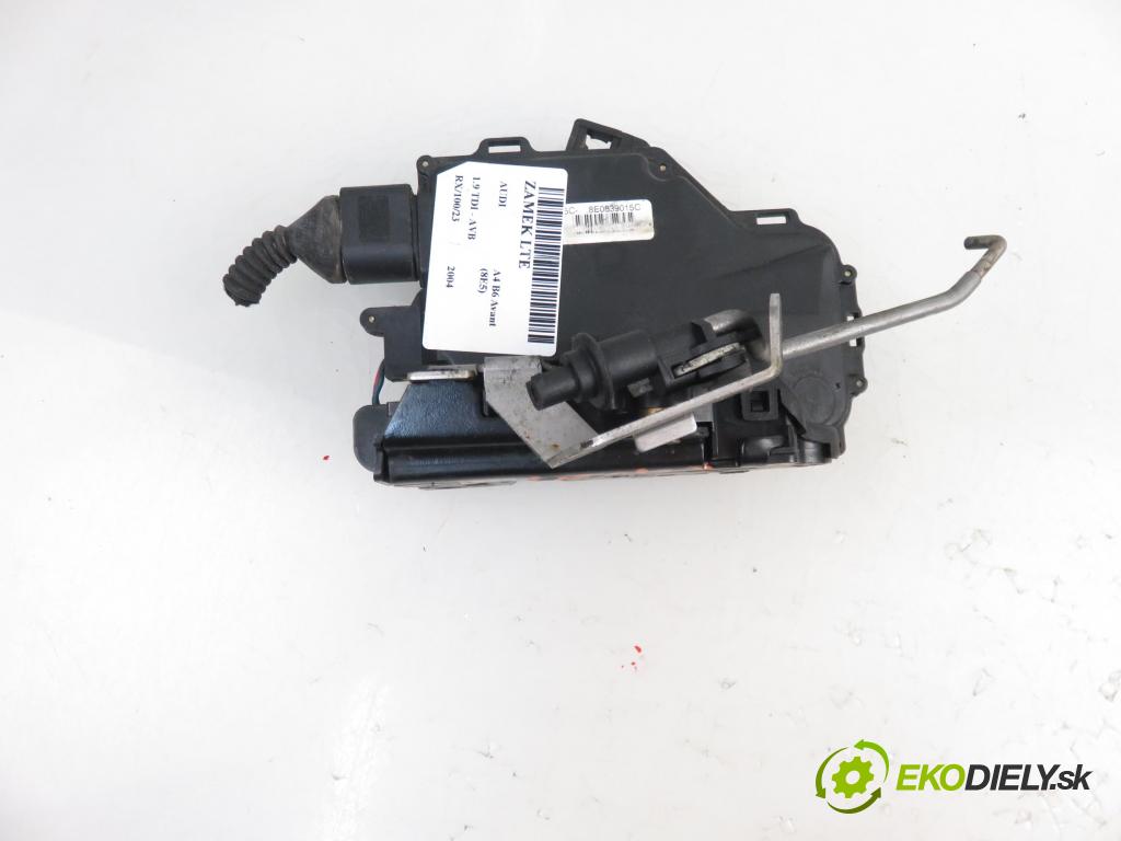 AUDI A4 Avant (8E5, B6) KOMBI 2004 74,00 1.9 TDI PD 101 - AVB 1896,00 zámok 8E0839015C