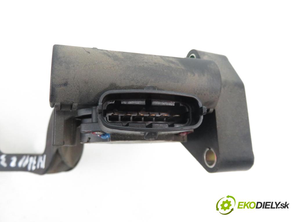 FIAT STILO (192_) HB 2003 1596,00 Pozostałe 1596,00 Potenciometer plynového pedálu 46779078; 0280752227 (Pedále)