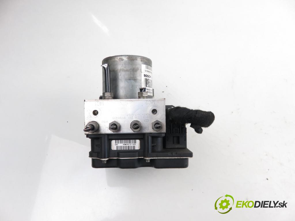 FIAT GRANDE PUNTO (199_) HB 2006 1368,00 Sterowniki ABS 1368,00 Pumpa ABS 0265950628; 51786433 (Pumpy ABS)