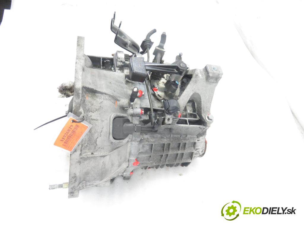 FORD FOCUS II (DA_, HCP) HB 2006 1560,00 Kompletne skrzynie 1560,00 Prevodovka MANUALNA 3M5R7F096YF; 6M5R7002YA
