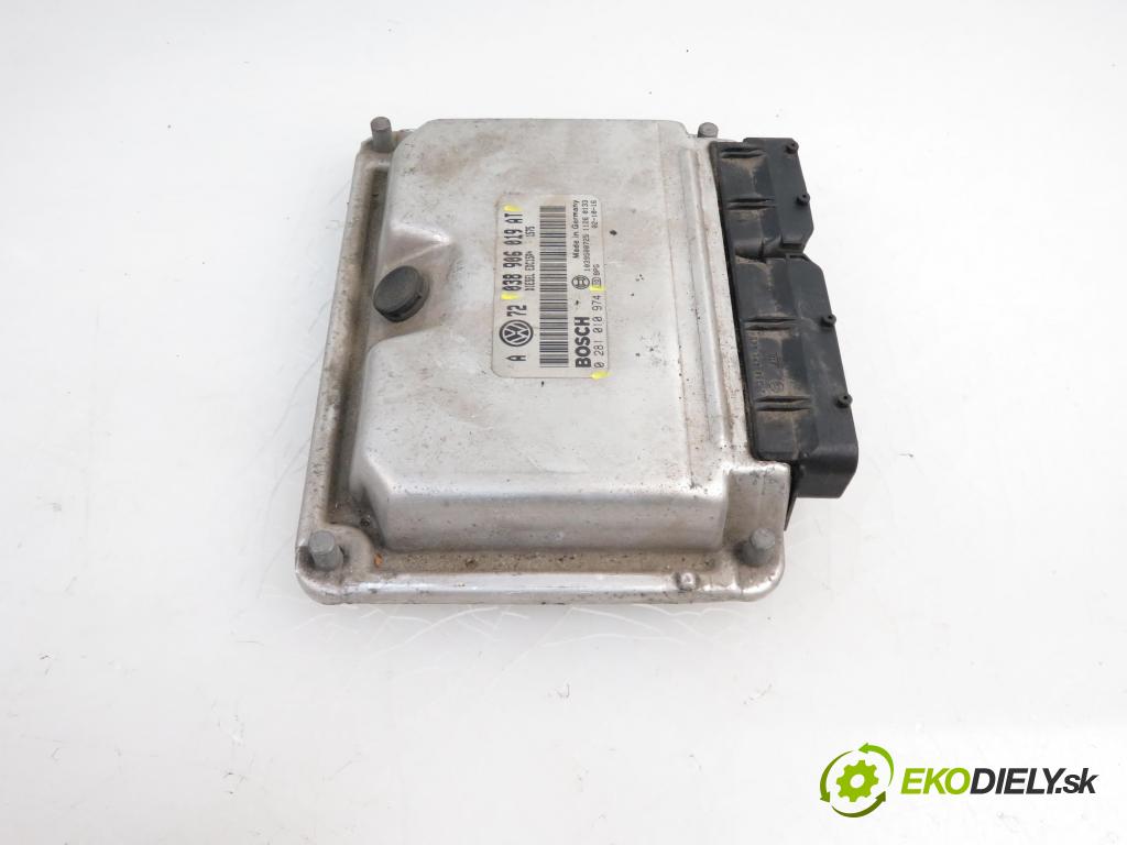 VW GOLF IV (1J1) HB 2002 1896,00 Sterowniki silnika 1896,00 Riadiaca jednotka Motor 038906019AT; 0281010974