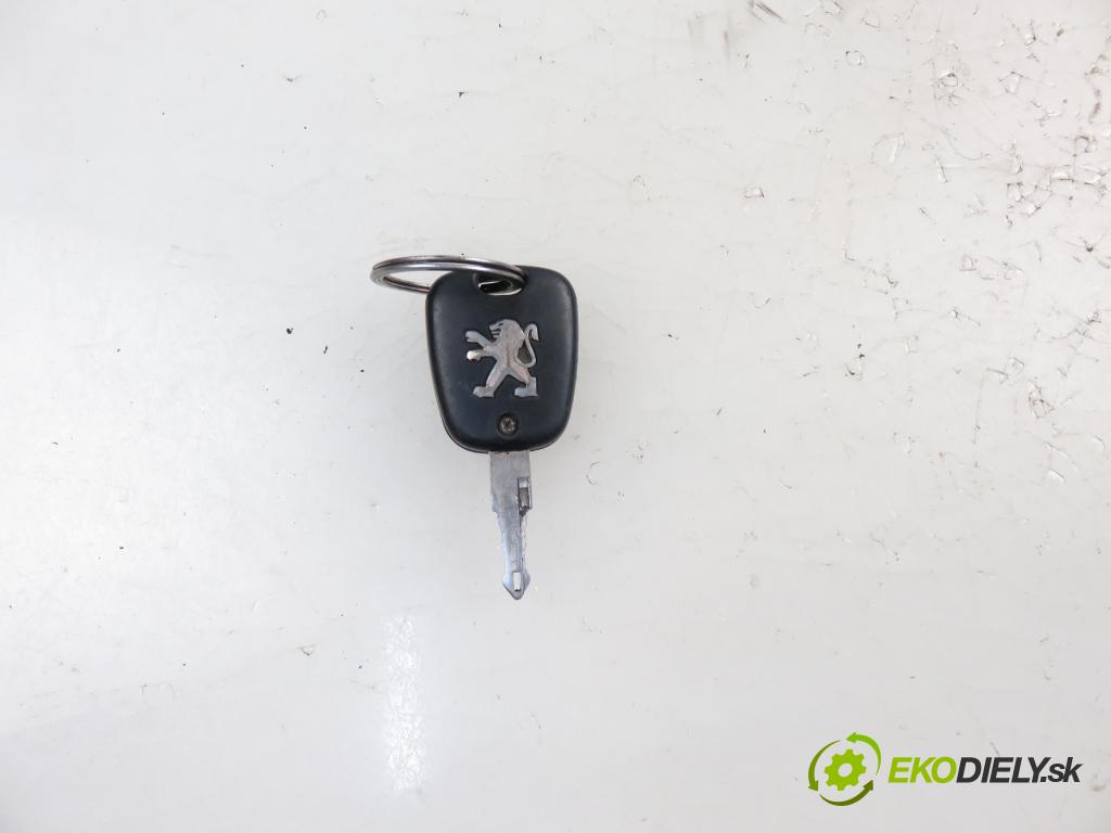PEUGEOT 206 liftback (2A/C) HB 2002 1398,00 Stacyjki 1398,00 spinačka N0501539 (Spínacie skrinky a kľúče)