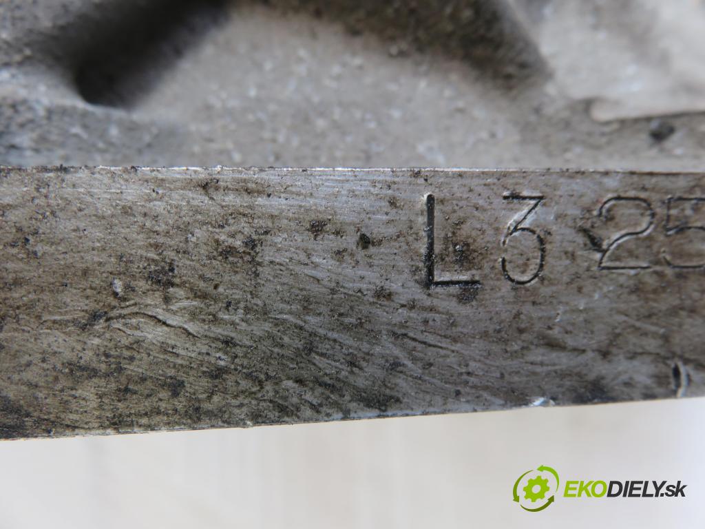 MAZDA 6 Station Wagon (GY) KOMBI 2003 2261,00 Bloki 2261,00 blok Motor L3C1 (Blok motora)