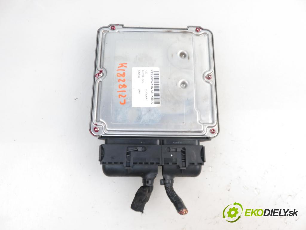 VW TOURAN (1T1, 1T2) MINIVAN 2003 1968,00 Sterowniki silnika 1968,00 Riadiaca jednotka Motor 03G906016AL; 0281011450