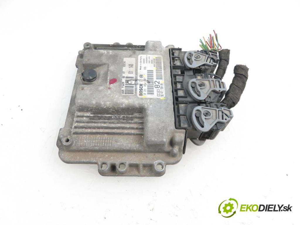 PEUGEOT 206 liftback (2A/C) HB 2003 1398,00 Sterowniki silnika 1398,00 Riadiaca jednotka Motor 9647158080; 9647785580; 0281010707