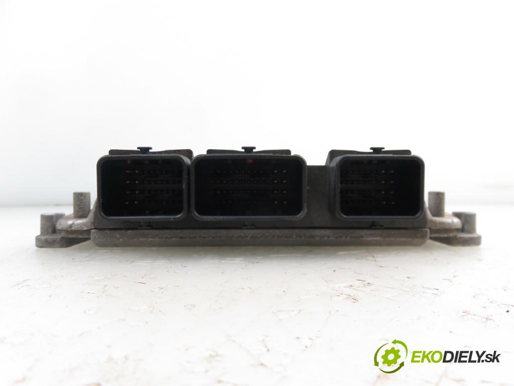 PEUGEOT 307 (3A/C) HB 2004 1997,00 Sterowniki silnika 1997,00 Riadiaca jednotka Motor 9652183780; 0281011248; 9646850580